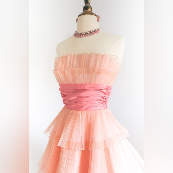 Retro BETSEY JOHNSON Pink Cupcake Dress • XS - Picture 4 of 9